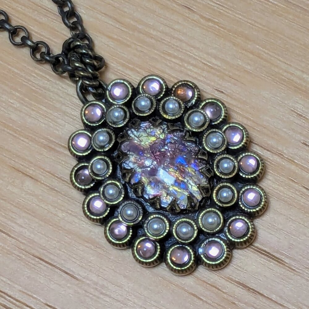 Ollipop USA Vintage Antique Style Iridescent Statement Necklace